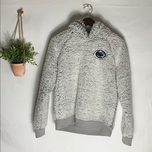 •VS Pink Penn State Sherpa•